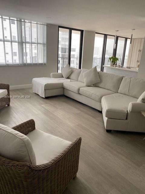 Photo of 2201 Ocean Dr  #1507, Hollywood, Florida, 33019 - 