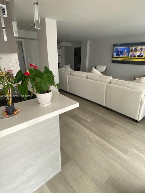 Photo of 2201 Ocean Dr  #1507, Hollywood, Florida, 33019 - 