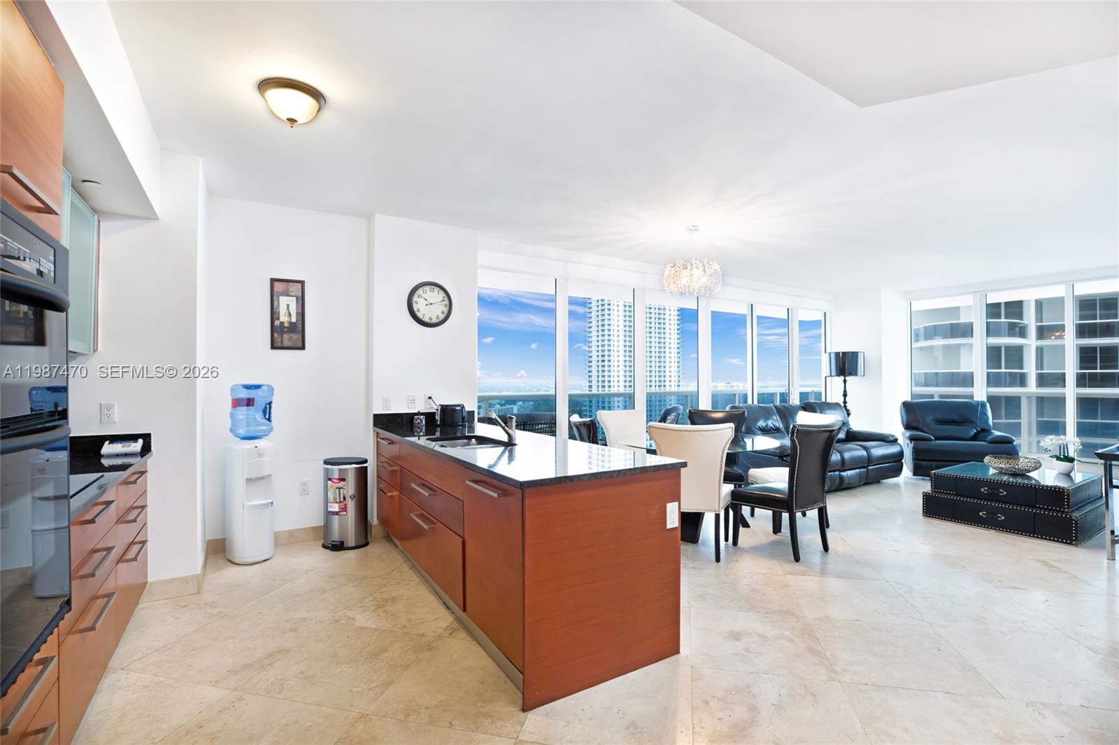 2808 2 / 2 1458 sq. ft. $ 2026-03-23 0 foto