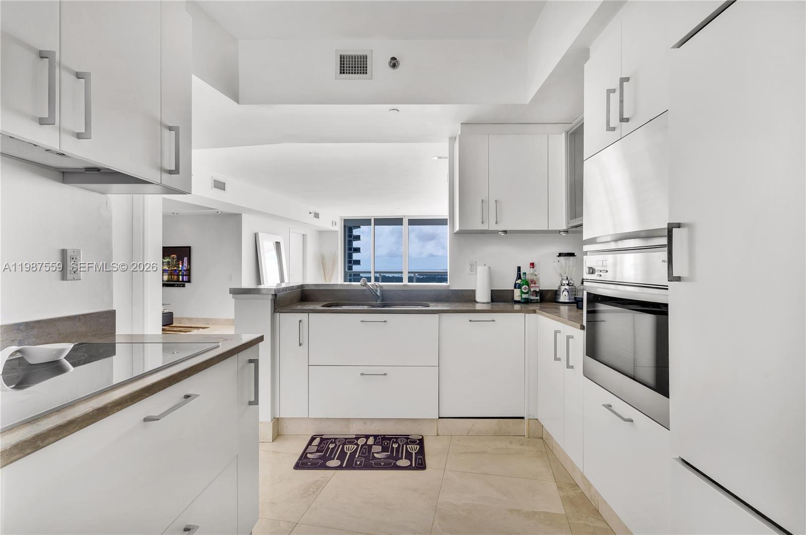 Photo of 450 Alton Rd  #2005, Miami Beach, Florida, 33139 - 