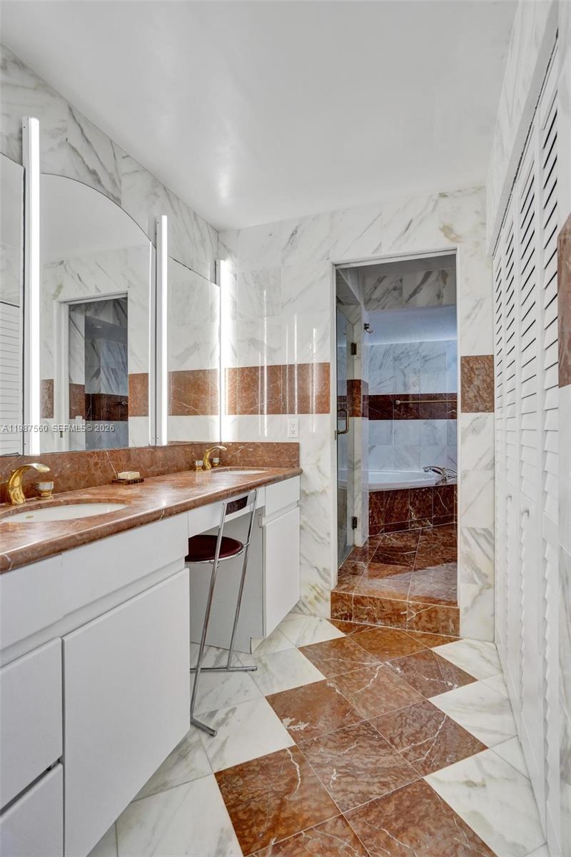 Photo of 1400 Ocean Dr #406, Hollywood, Florida, 33019 -