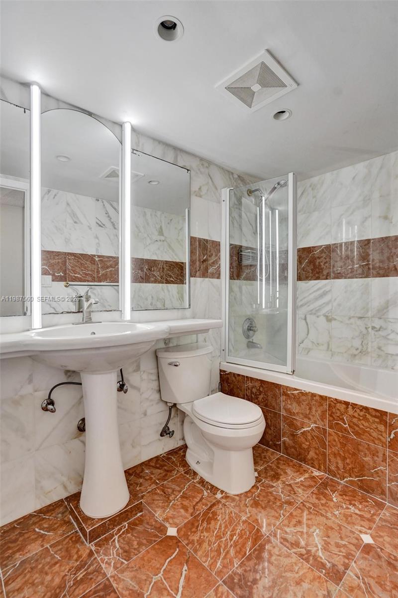 Photo of 1400 Ocean Dr #406, Hollywood, Florida, 33019 -