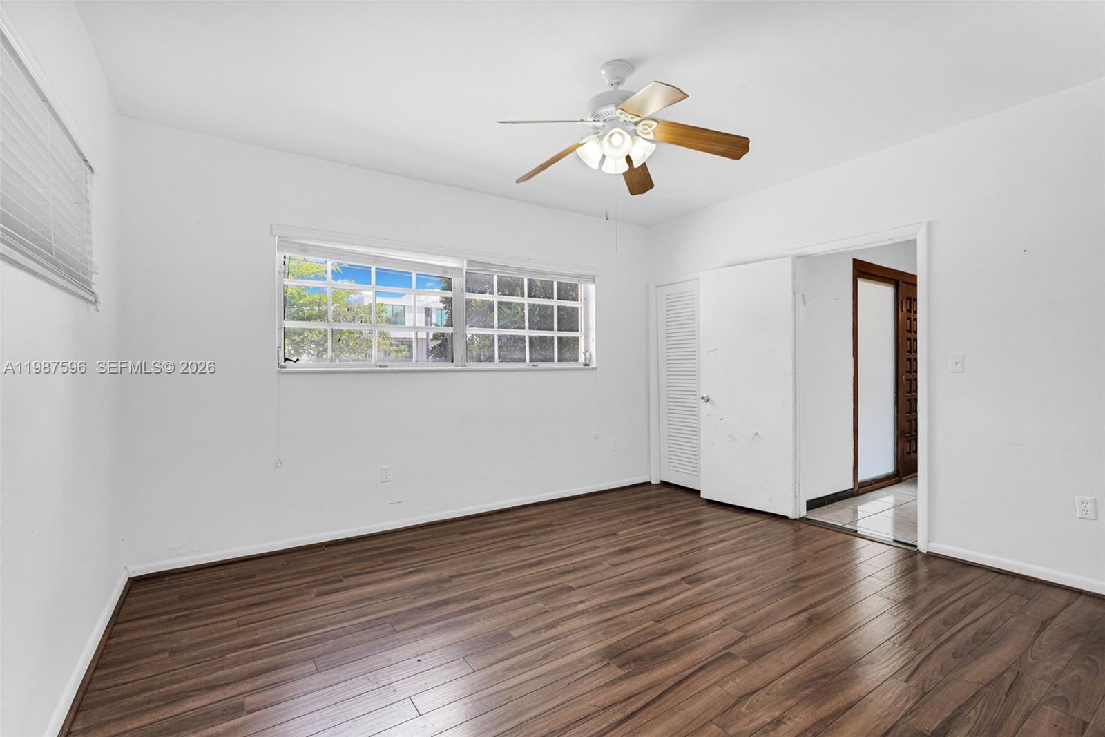   /   sq. ft. $ 2026-03-23 0 foto