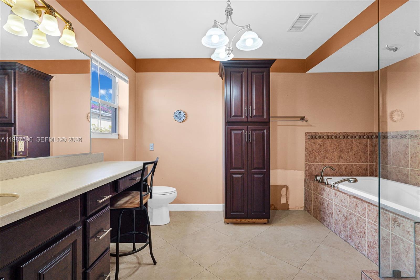   /   sq. ft. $ 2026-03-23 0 foto