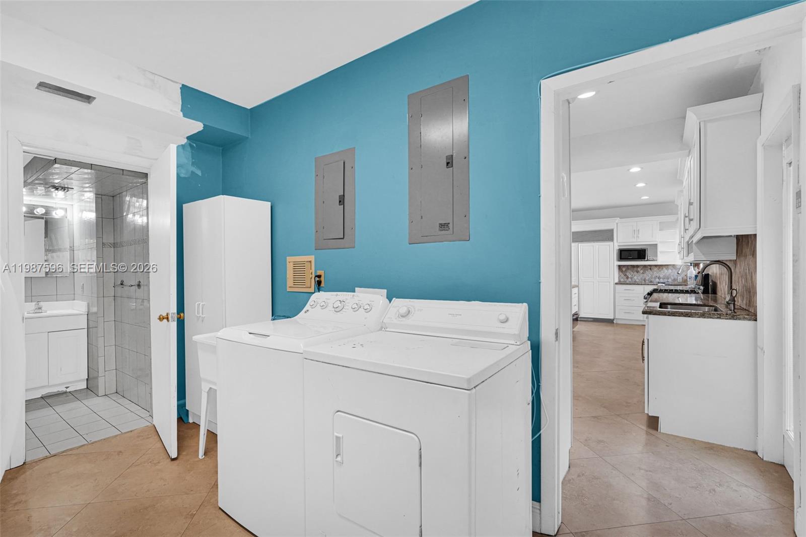   /   sq. ft. $ 2026-03-23 0 foto