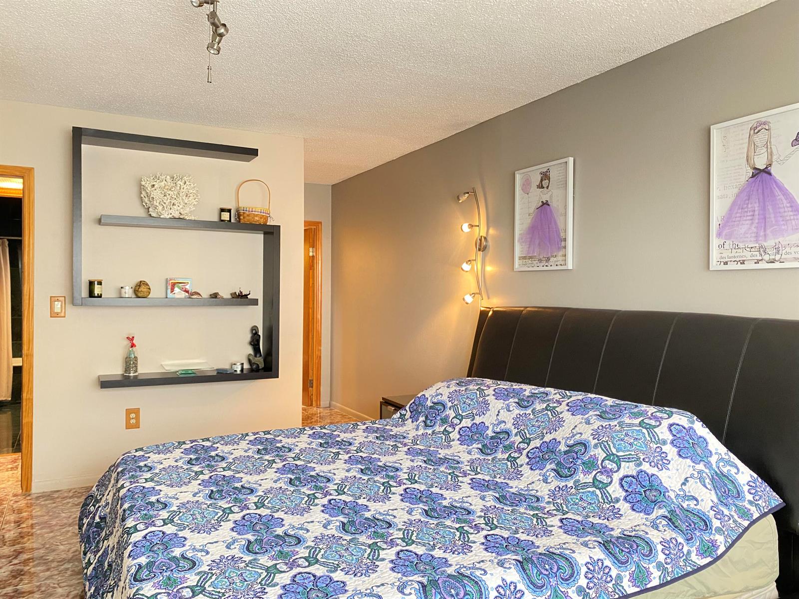 Photo of 400 Kings Point  #1423, Sunny Isles Beach, Florida, 33160 - 9E4C4414-E3E4-4EE0-BE37-0B58C4BC8FCF