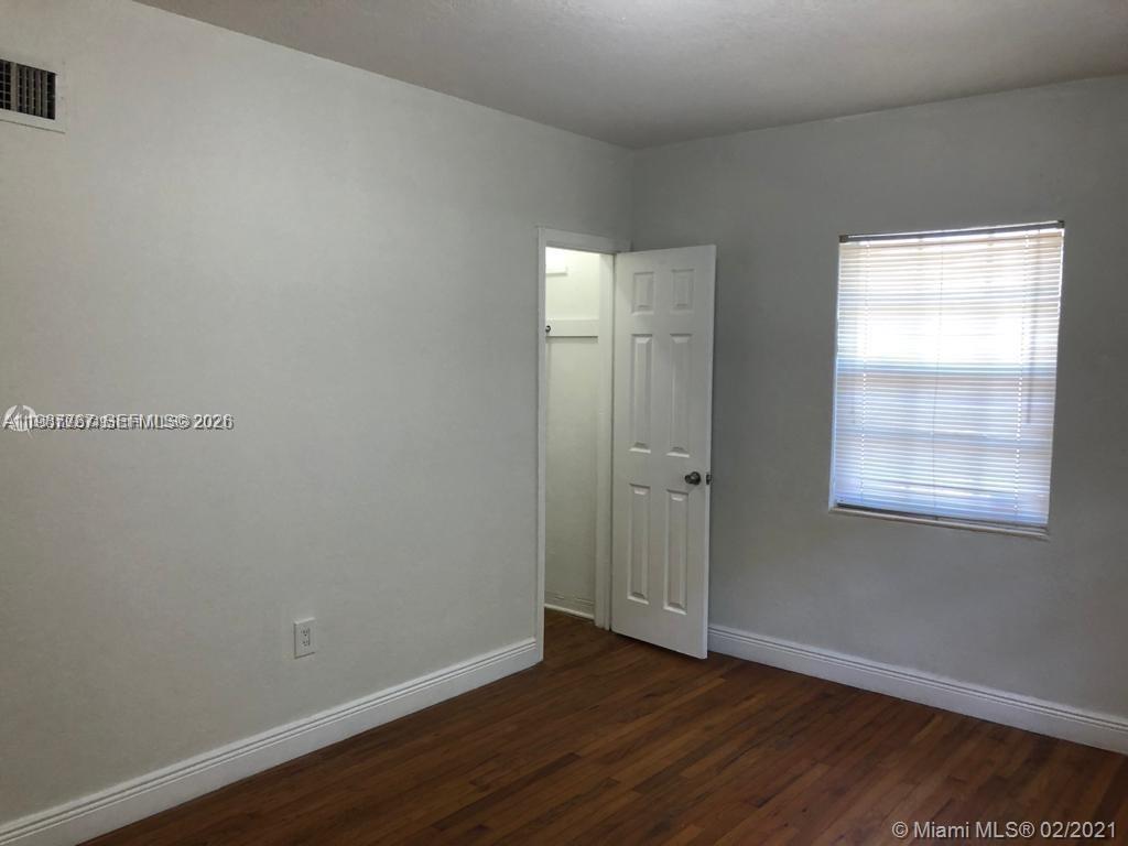   /  3872 sq. ft. $ 2026-03-23 0 foto
