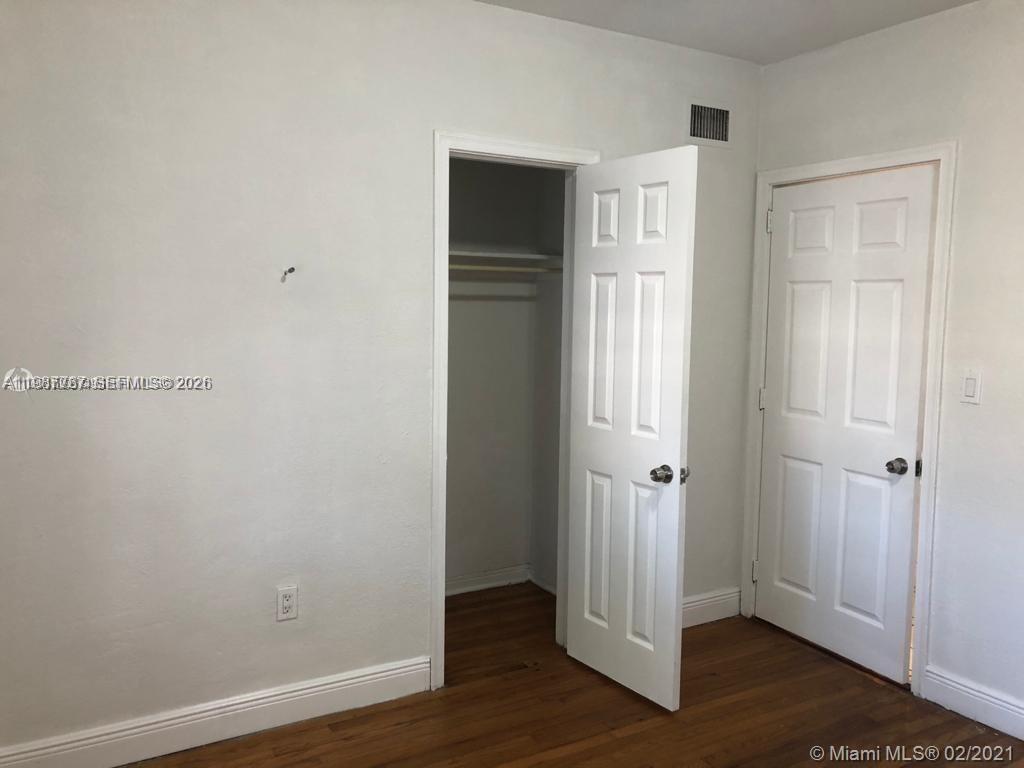   /  3872 sq. ft. $ 2026-03-23 0 foto