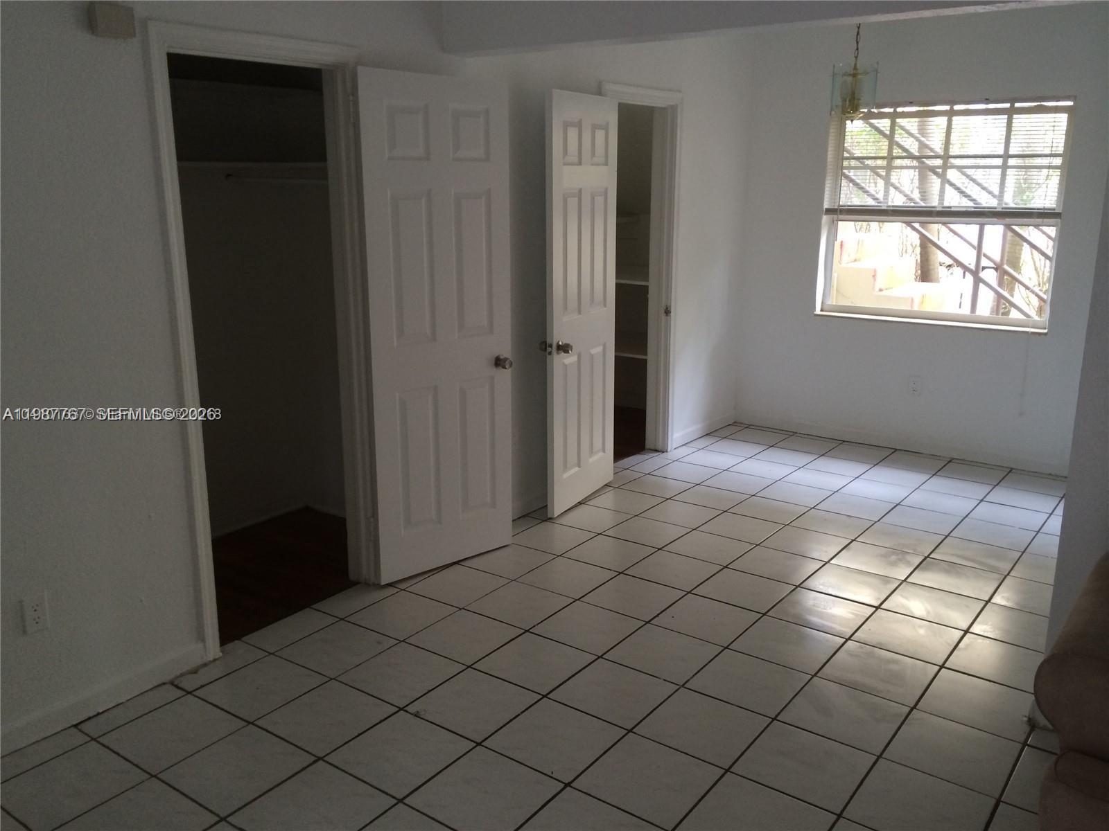   /  3872 sq. ft. $ 2026-03-23 0 foto