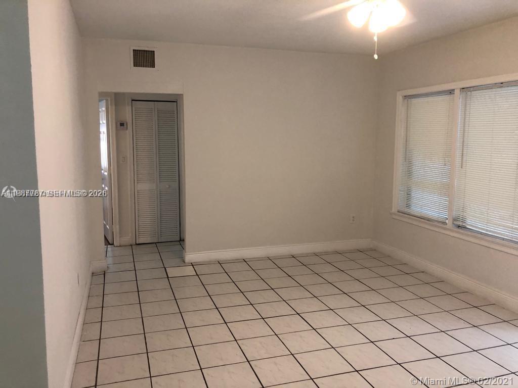   /  3872 sq. ft. $ 2026-03-23 0 foto