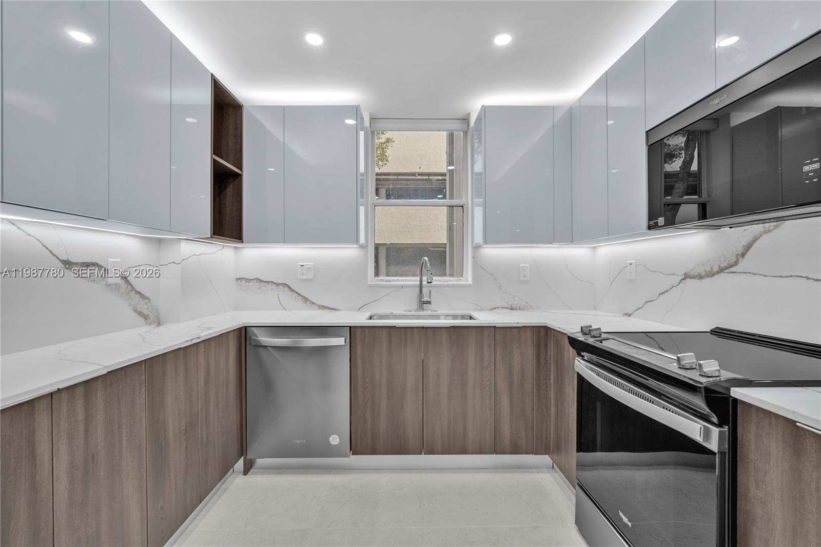 Photo of 18181 31st Ct  #110, Aventura, Florida, 33160 - 