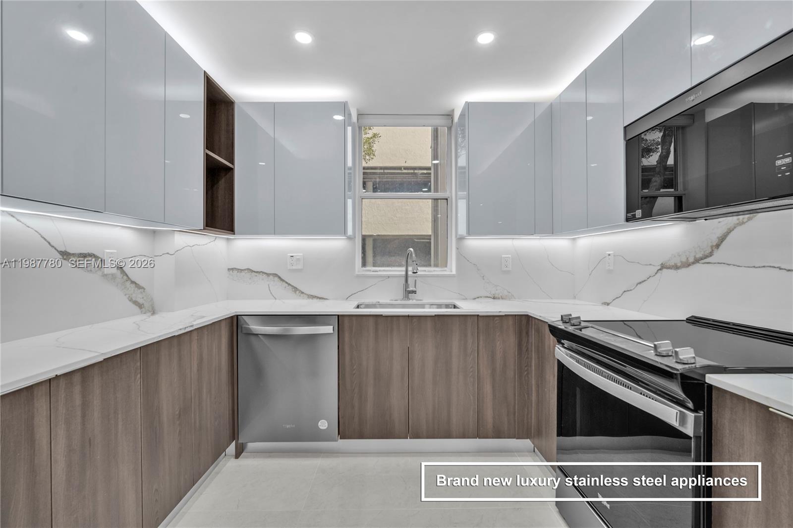 Photo of 18181 31st Ct  #110, Aventura, Florida, 33160 - 