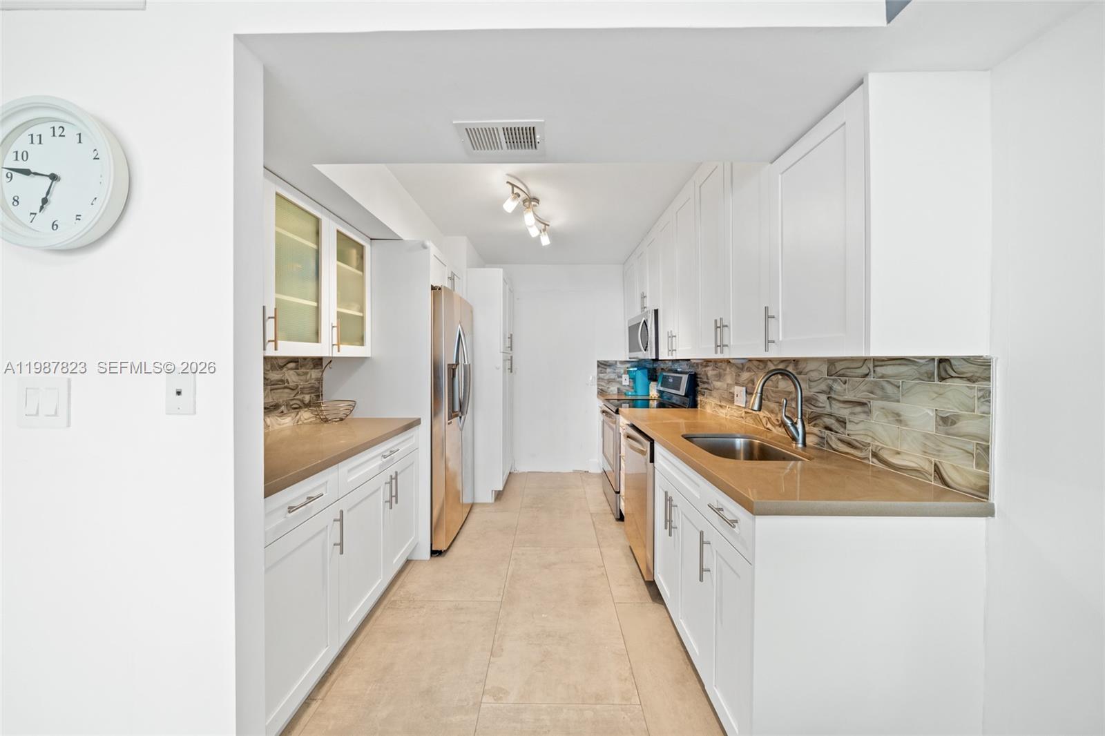 Photo of 2101 Ocean Dr  #2304, Hollywood, Florida, 33019 - 