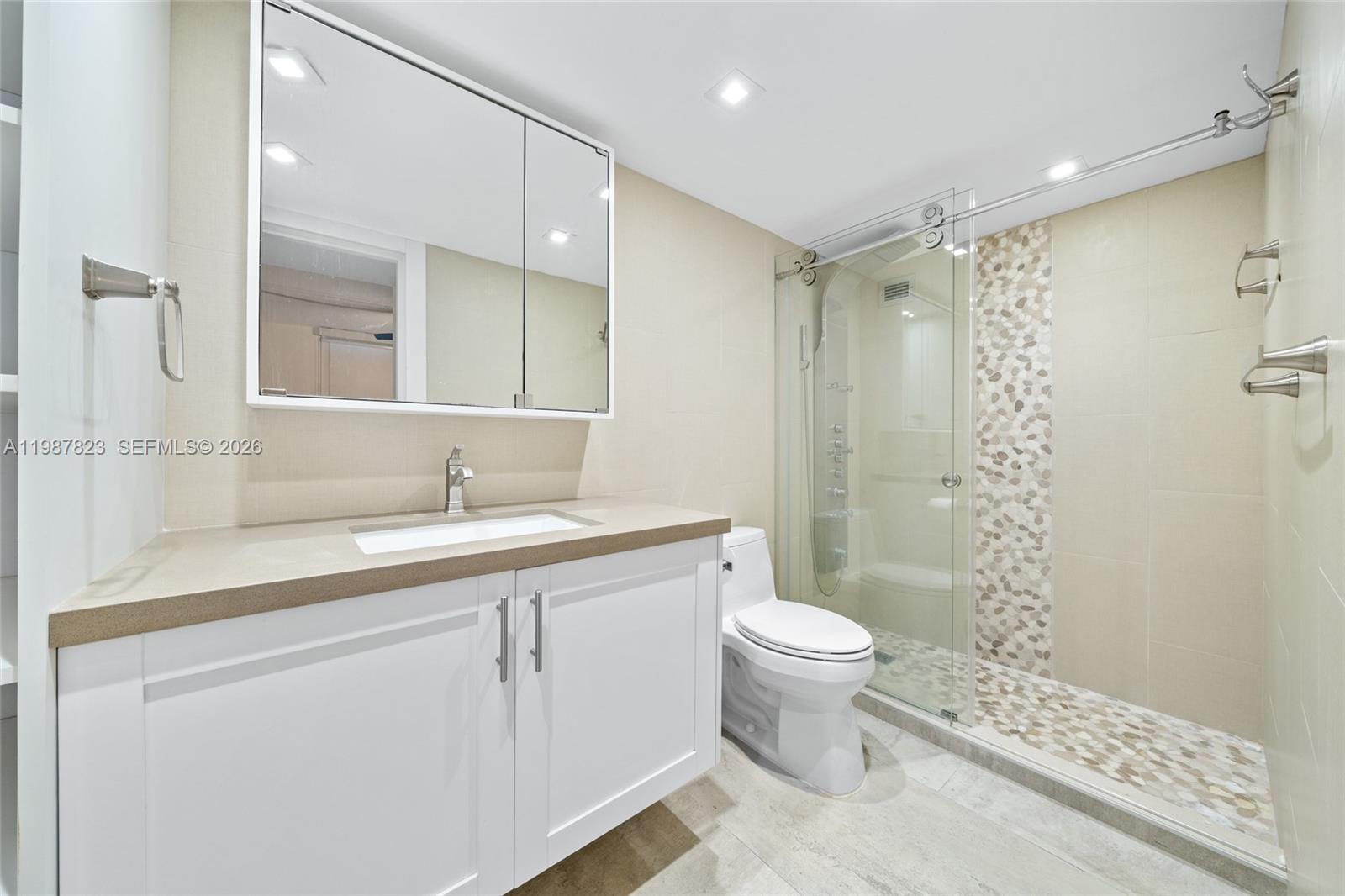 Photo of 2101 Ocean Dr  #2304, Hollywood, Florida, 33019 - 