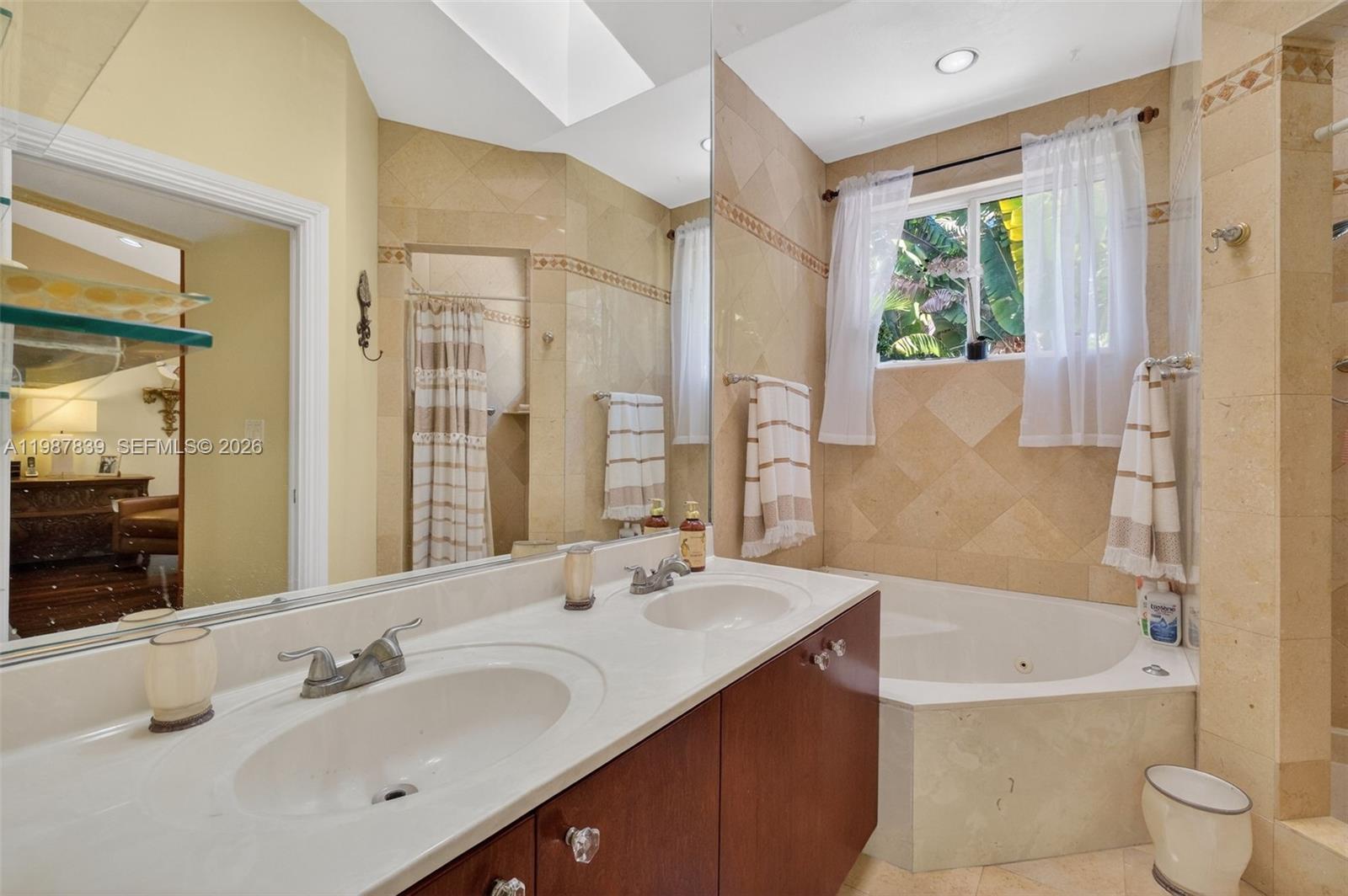 Photo of 21391 Marina Cove Circle  #K11, Aventura, Florida, 33180 - 