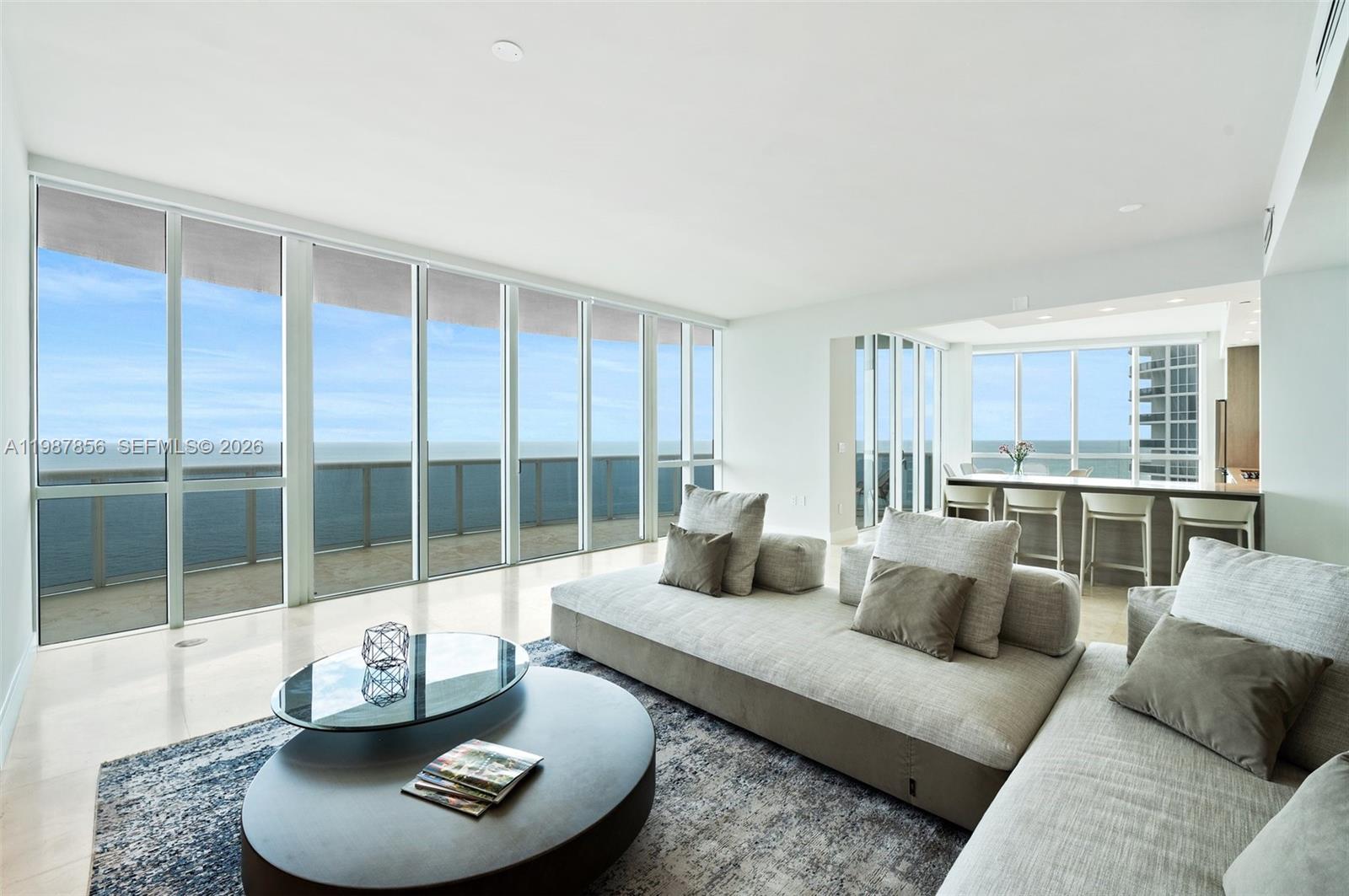 1801 3 / 4 2768 кв.футов $ 2026-03-23 0 Фото