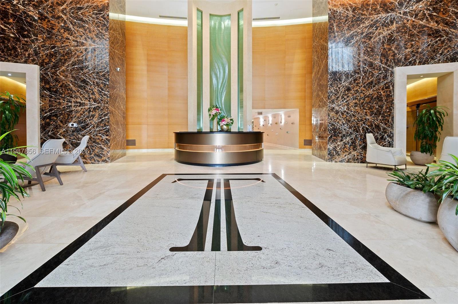 1801 3 / 4 2768 кв.футов $ 2026-03-23 0 Фото