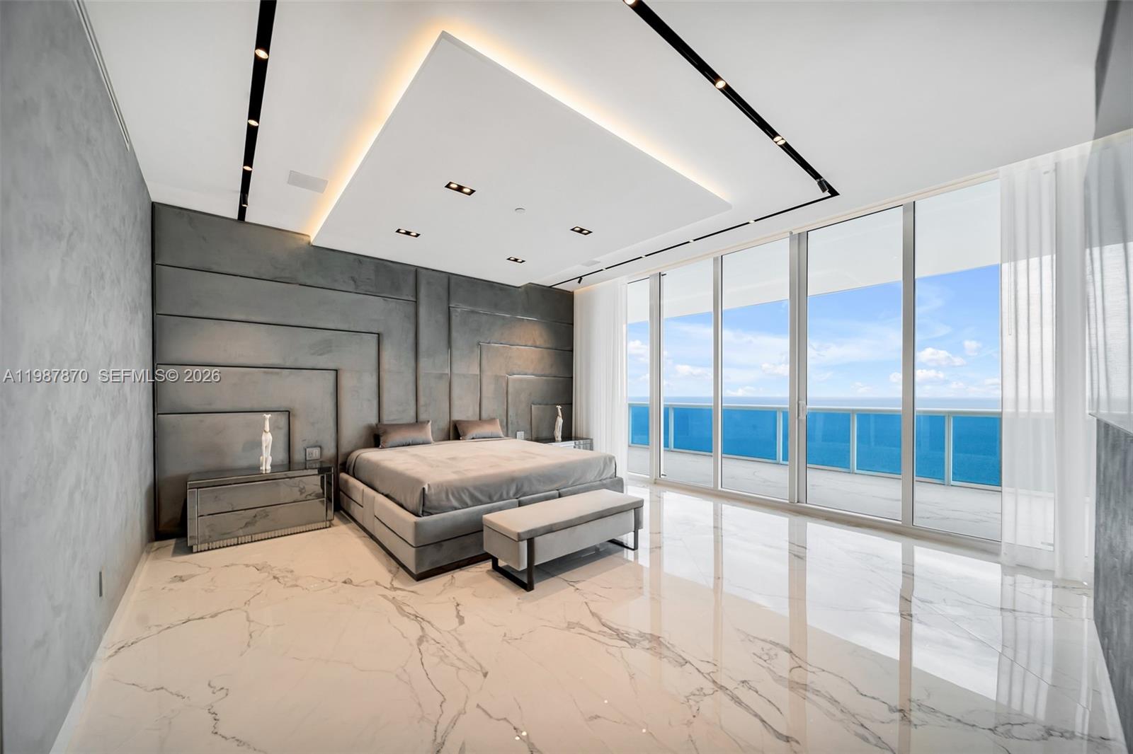 Photo of 2711 Ocean Dr  #3905, Hollywood, Florida, 33019 - 