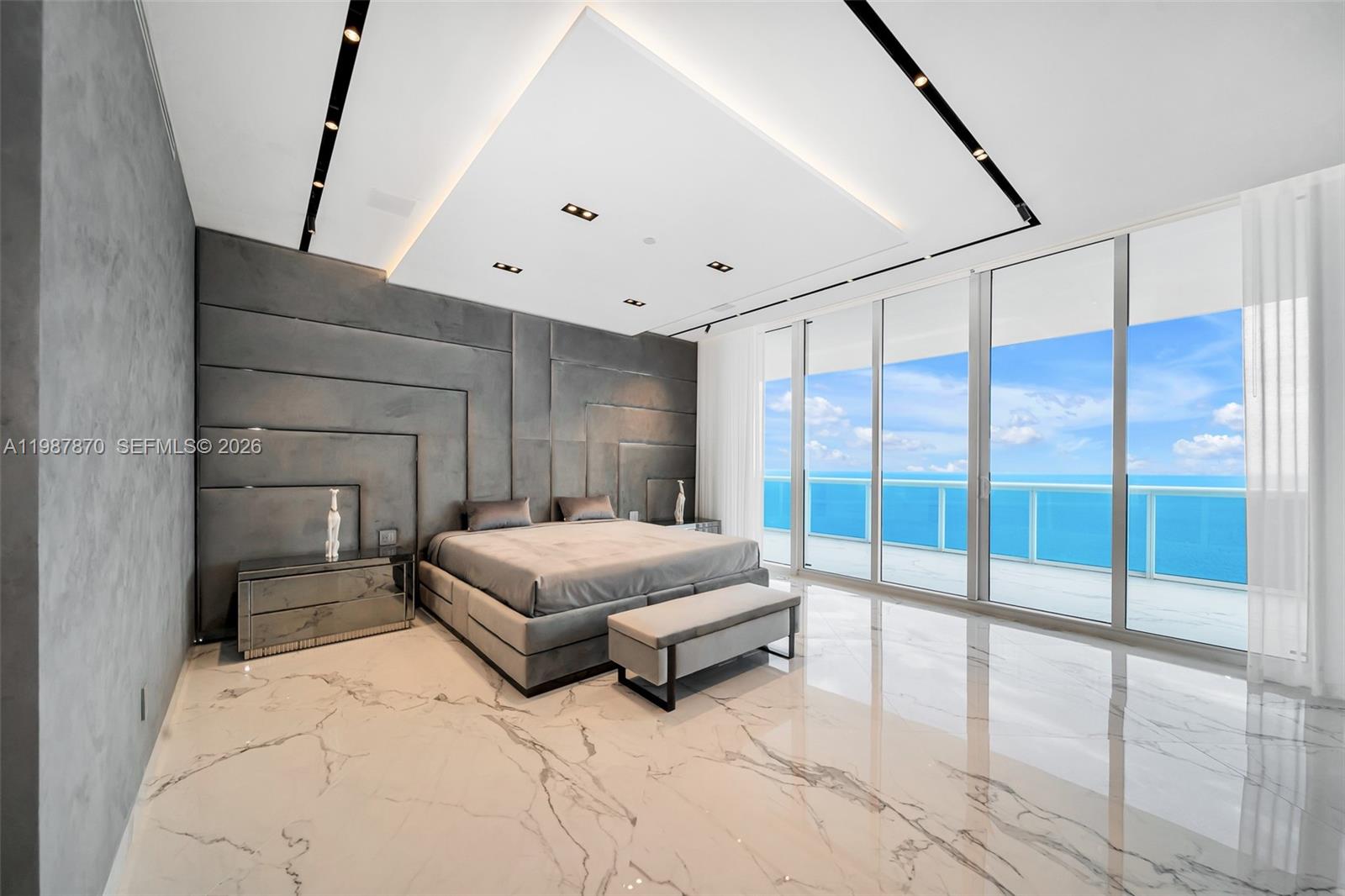 Photo of 2711 Ocean Dr  #3905, Hollywood, Florida, 33019 - 