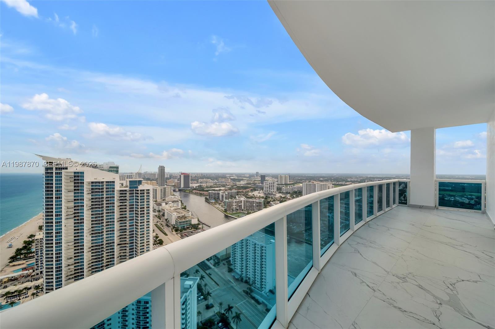 Photo of 2711 Ocean Dr  #3905, Hollywood, Florida, 33019 - 