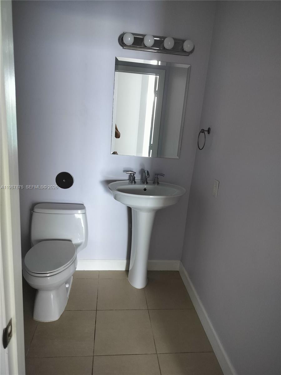 Photo of 1945 Ocean Dr  #306, Hallandale Beach, Florida, 33009 - 