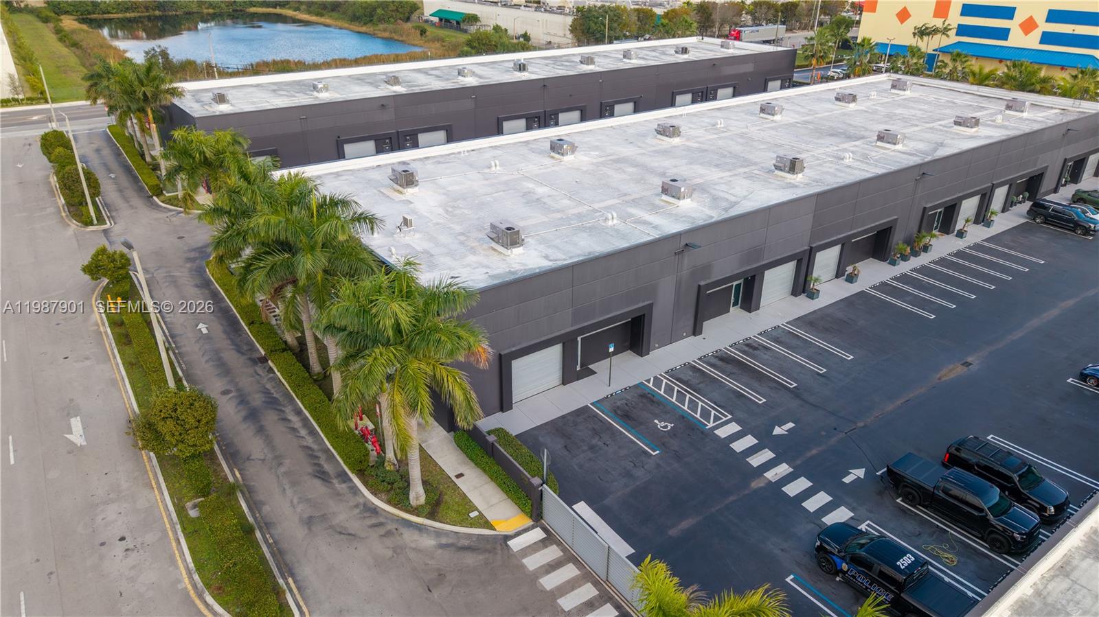 206  /   sq. ft. $ 2026-03-23 0 foto