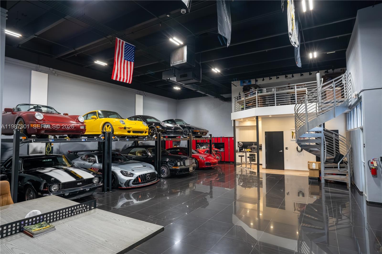 206  /   sq. ft. $ 2026-03-23 0 foto