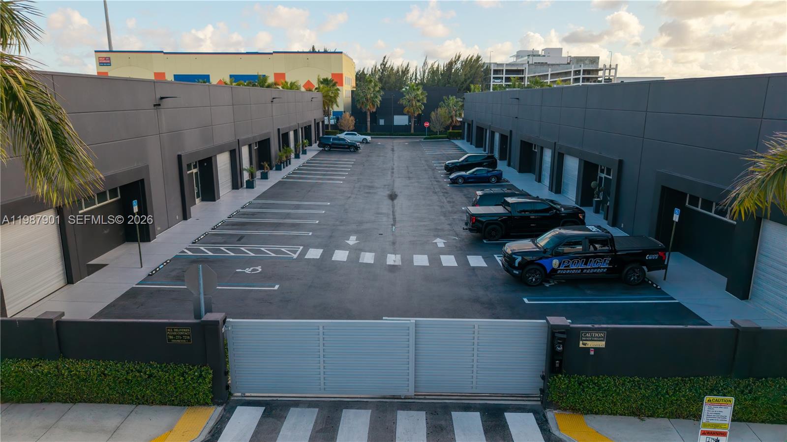 206  /   sq. ft. $ 2026-03-23 0 foto