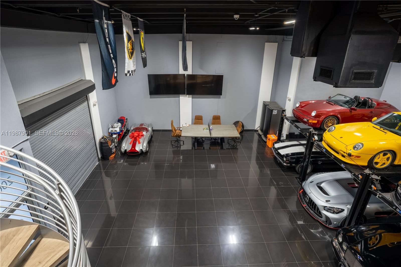 206  /   sq. ft. $ 2026-03-23 0 foto