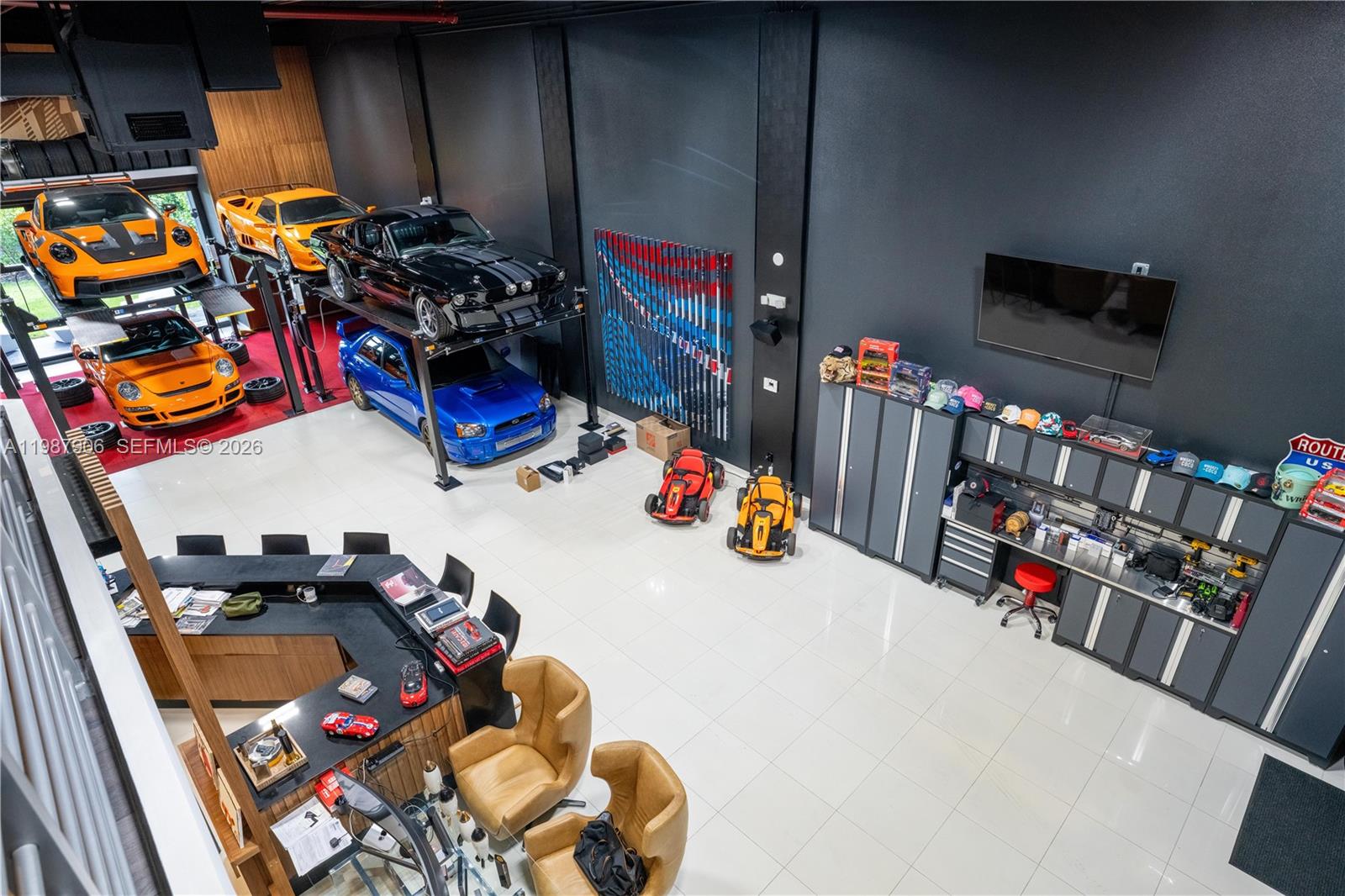 100  /   sq. ft. $ 2026-03-23 0 Photo