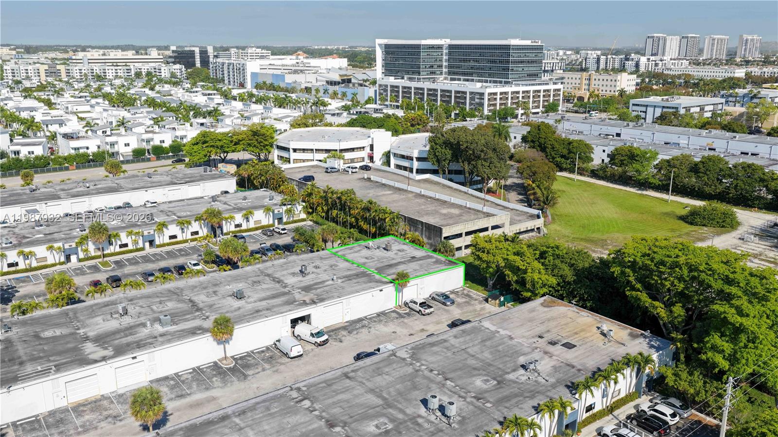 8119  /   sq. ft. $ 2026-03-23 0 foto