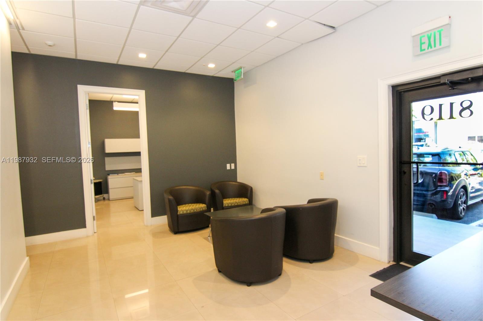 8119  /   sq. ft. $ 2026-03-23 0 foto