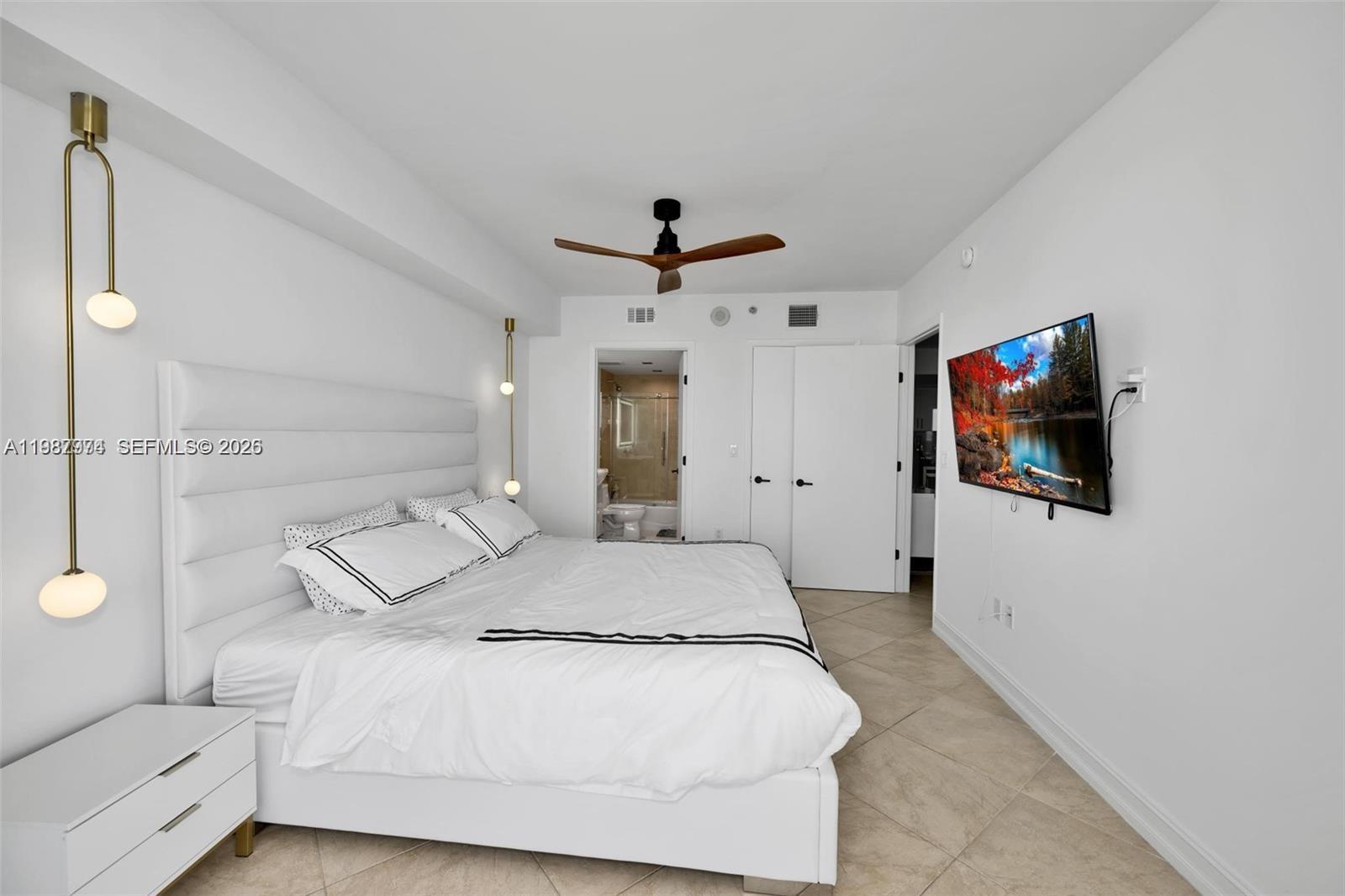 4704 3 / 3 1675 sq. ft. $ 2026-03-23 0 Photo