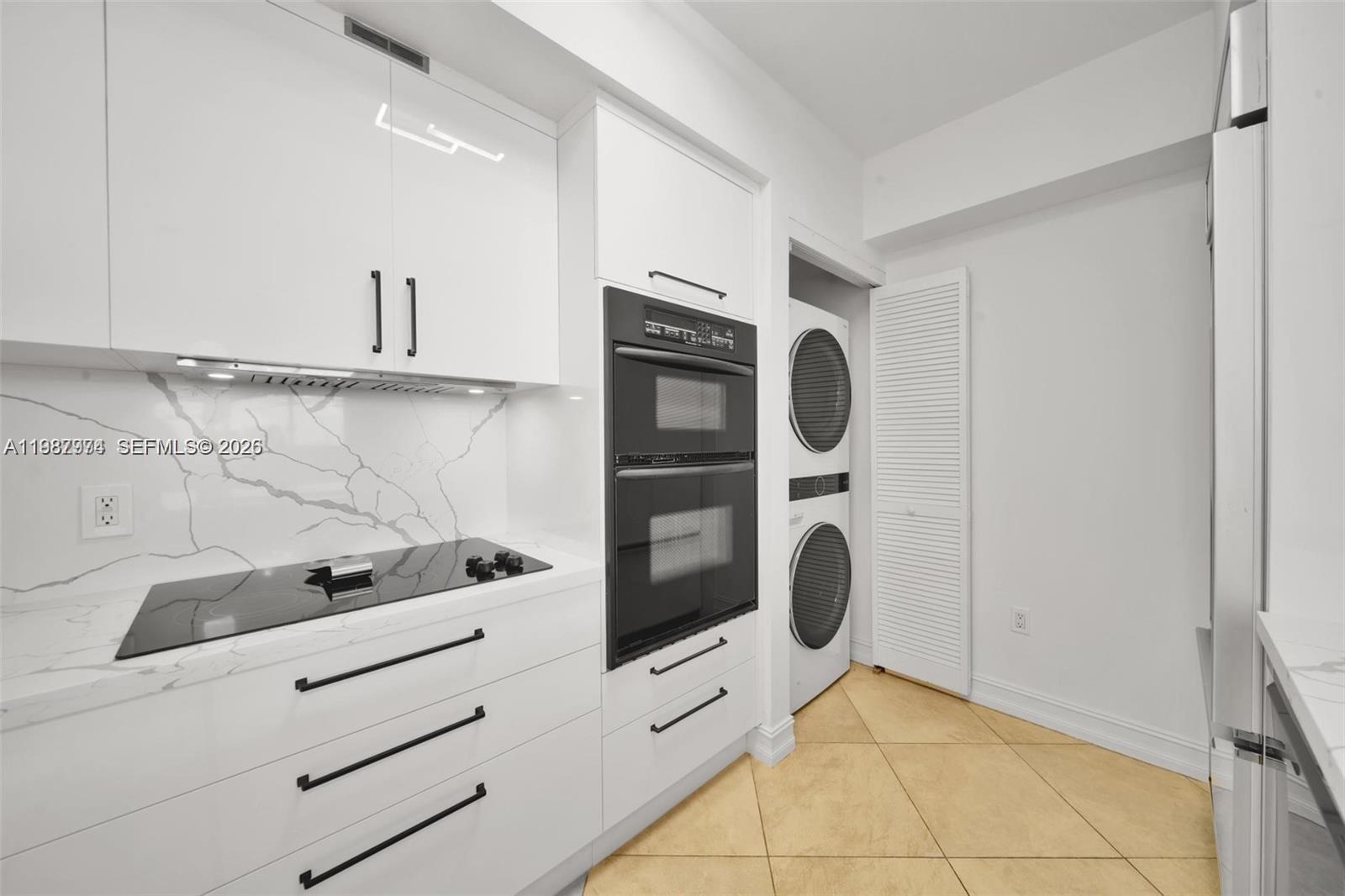 4704 3 / 3 1675 sq. ft. $ 2026-03-23 0 Photo
