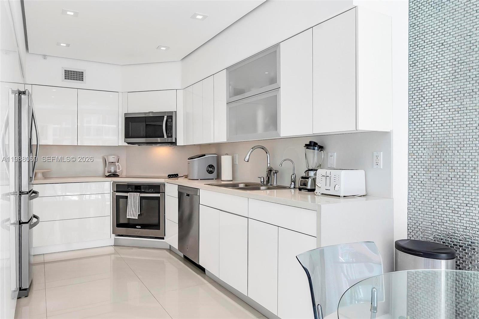 Photo of 3370 HIDDEN BAY DR  #2210, Aventura, Florida, 33180 - 