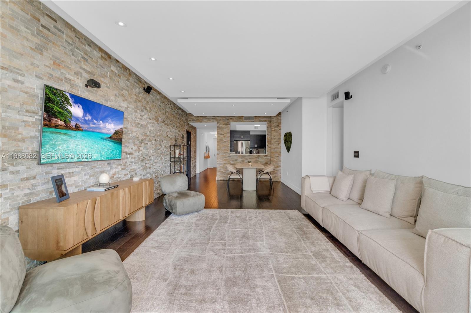 Photo of 3340 190th St  #1305, Aventura, Florida, 33180 - 