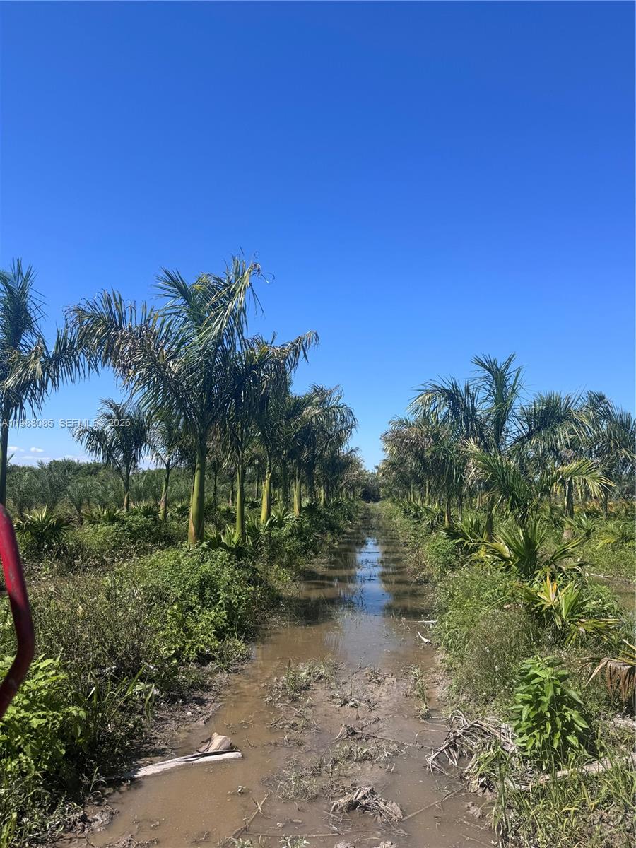   /   sq. ft. $ 2026-03-23 0 foto