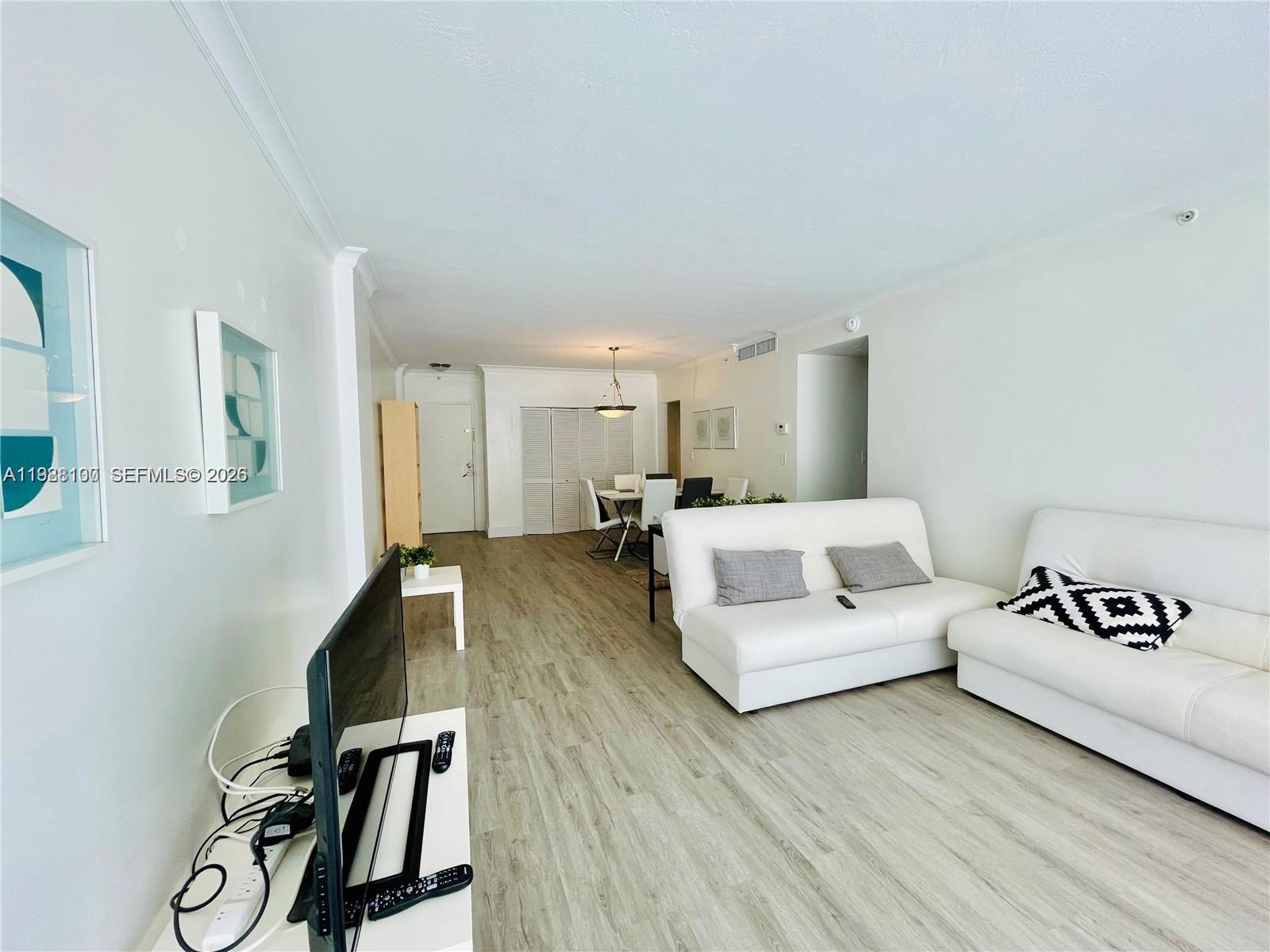 Photo of 3001 Ocean Dr #101, Hollywood, Florida, 33019 -