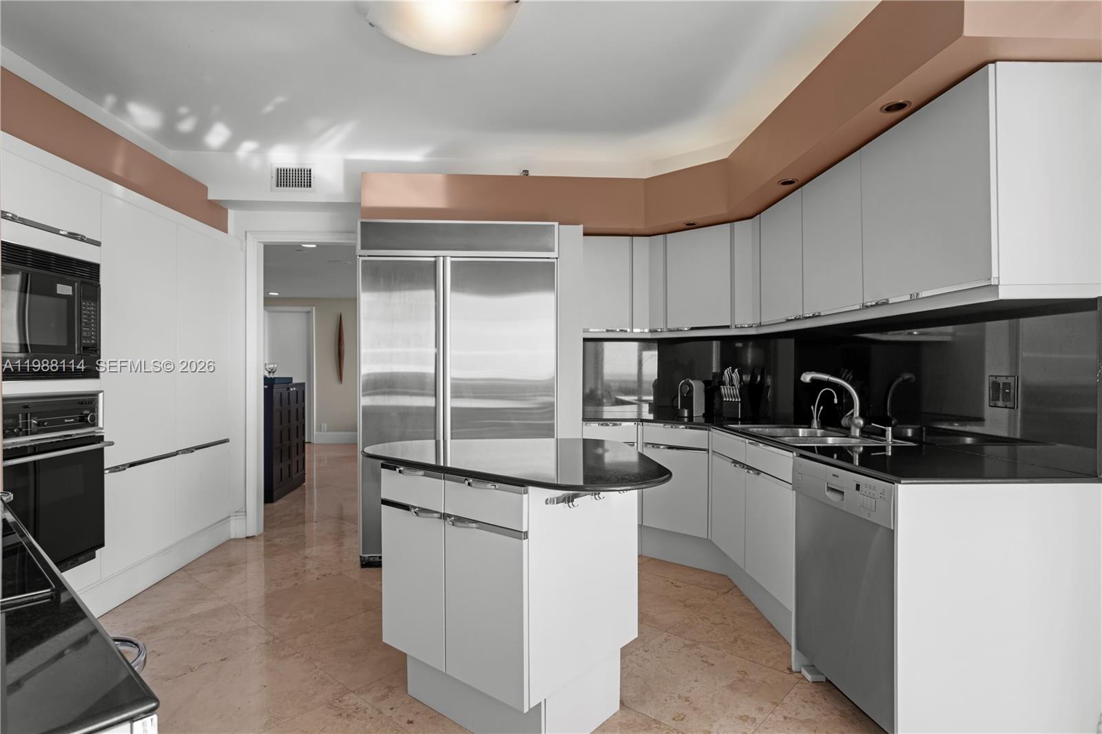 Photo of 3802 207th St  #1001, Aventura, Florida, 33180 - 