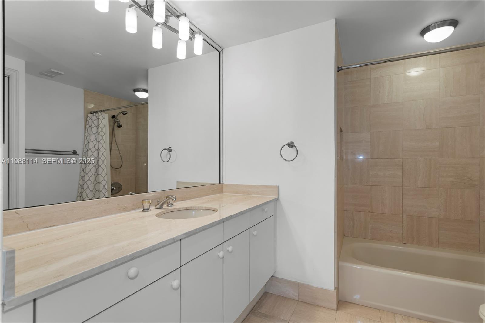 Photo of 3802 207th St  #1001, Aventura, Florida, 33180 - 