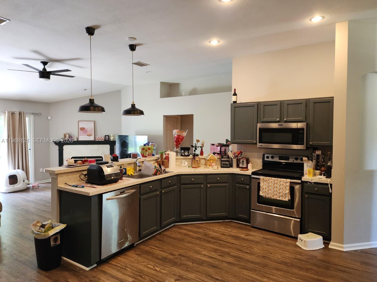 See details 13518 3 / 3 1744 sq. ft. $ 2026-06-17 0 Photo