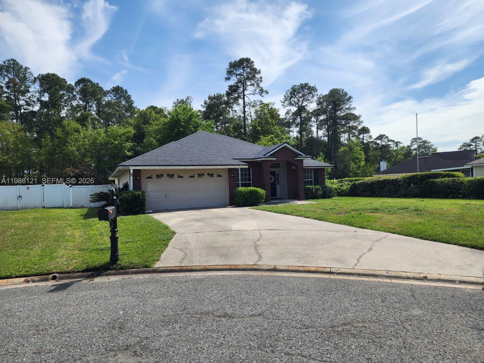 See details 13518 3 / 3 1744 sq. ft. $ 2026-06-17 0 Photo