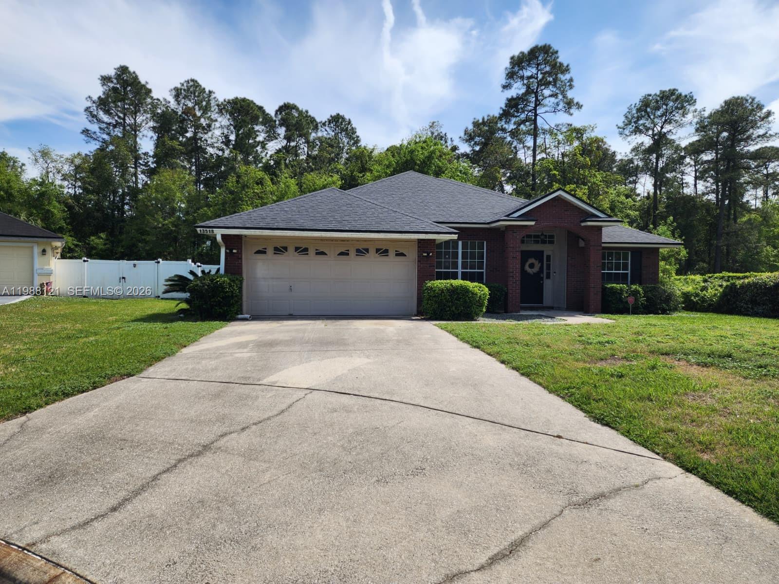 See details 13518 3 / 3 1744 sq. ft. $ 2026-06-17 0 Photo