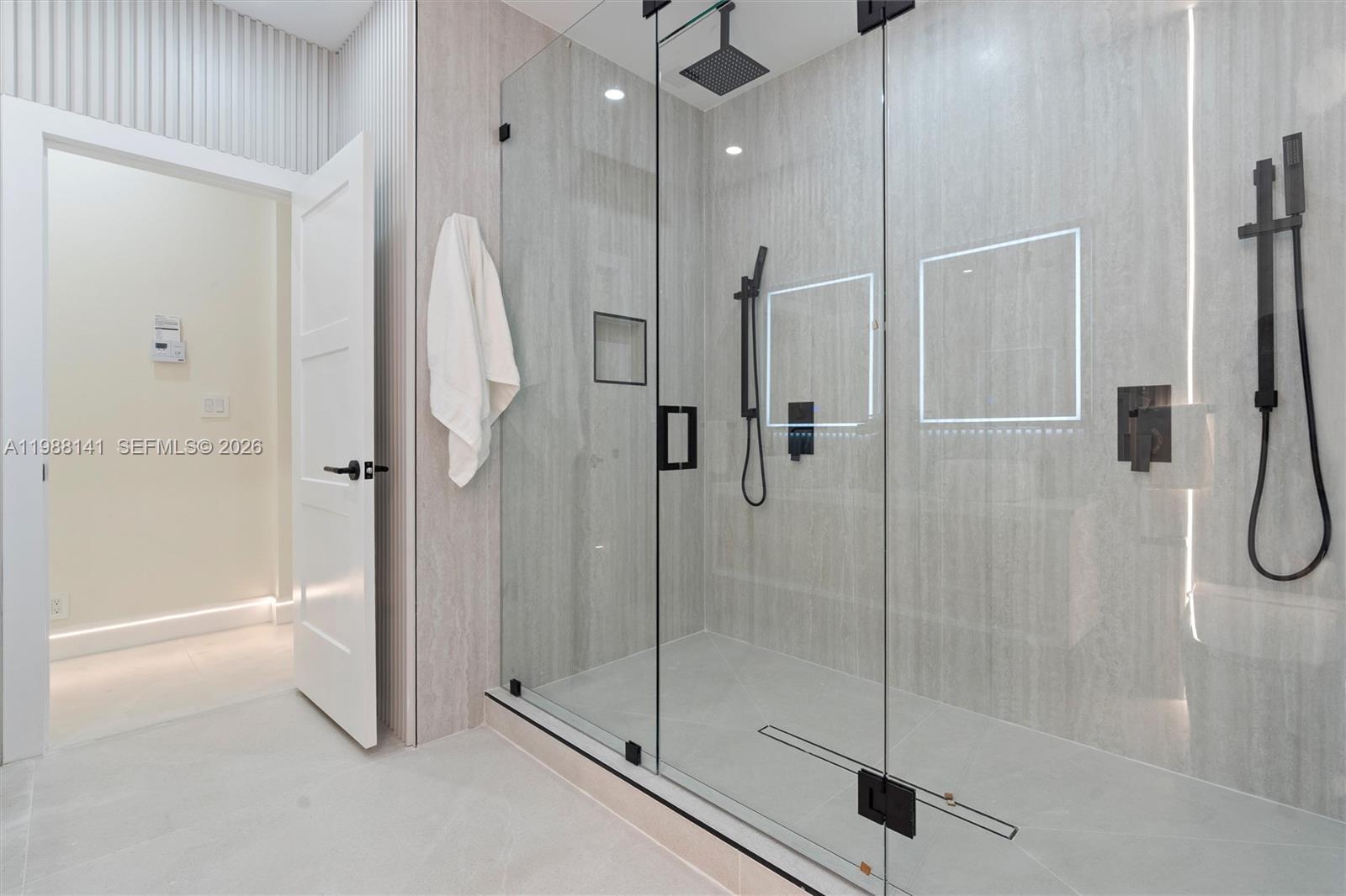 1108 4 / 3 1432 sq. ft. $ 2026-03-23 0 Photo