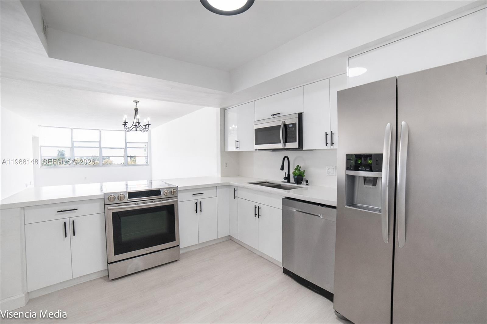 See details 703E 1 / 1 861 sq. ft. $ 2026-03-23 0 Photo