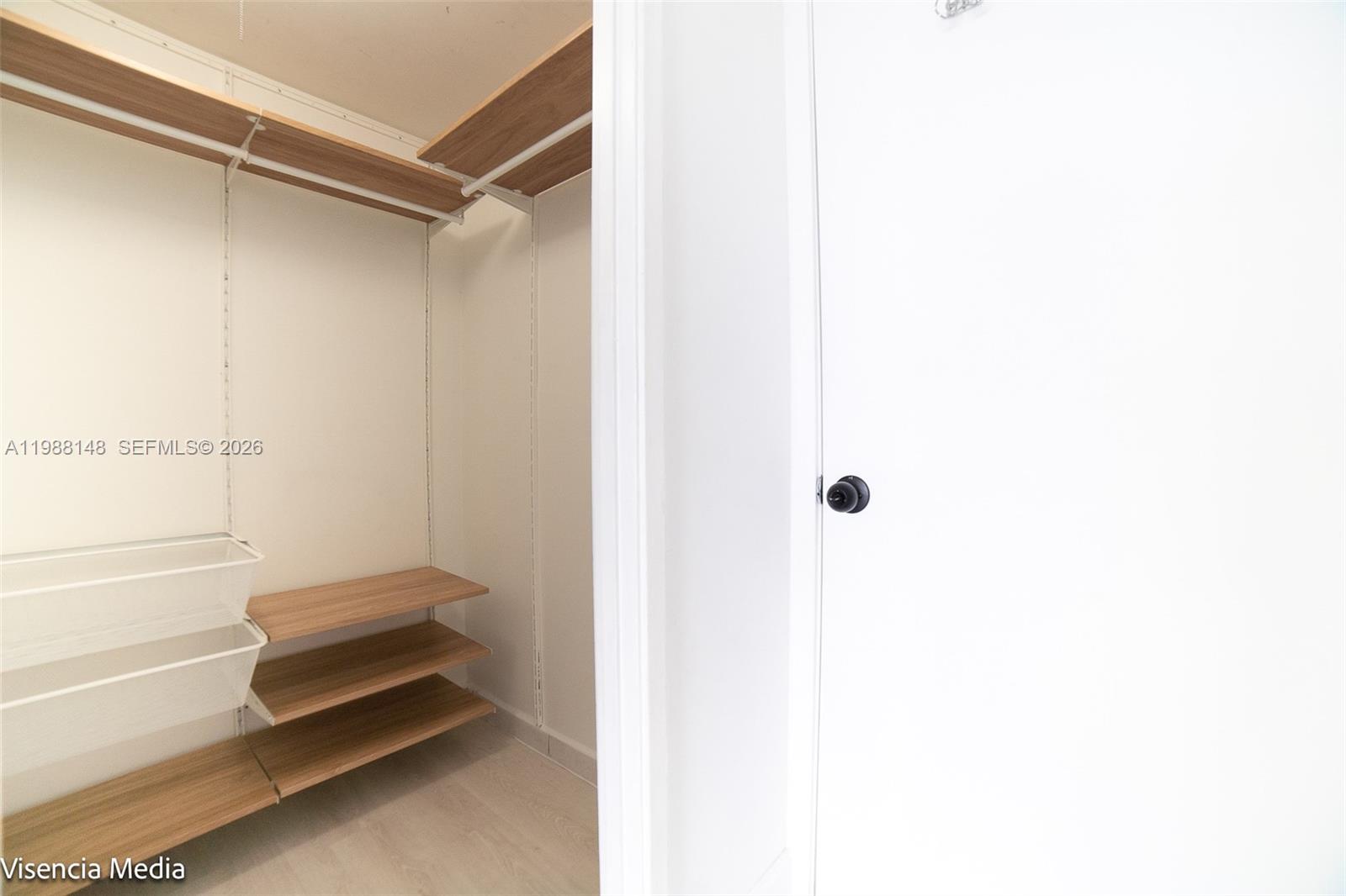 See details 703E 1 / 1 861 sq. ft. $ 2026-03-23 0 Photo