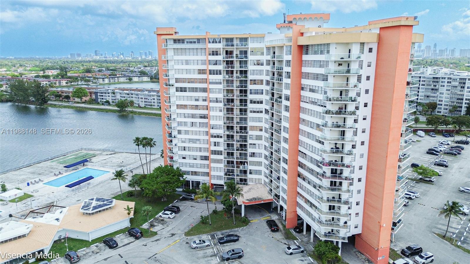 See details 703E 1 / 1 861 sq. ft. $ 2026-03-23 0 Photo