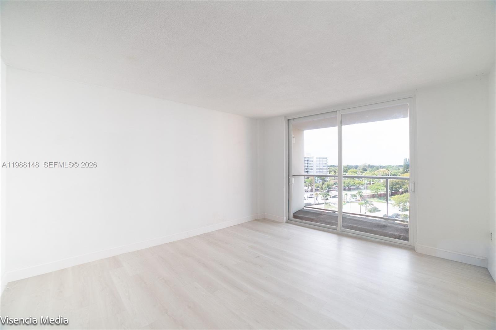See details 703E 1 / 1 861 sq. ft. $ 2026-03-23 0 Photo
