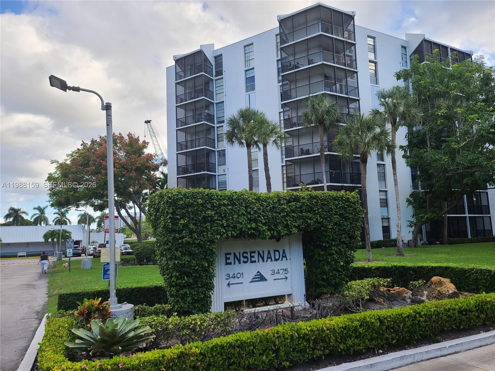 Photo of 3475 Country Club Dr  #202, Aventura, Florida, 33180 - 