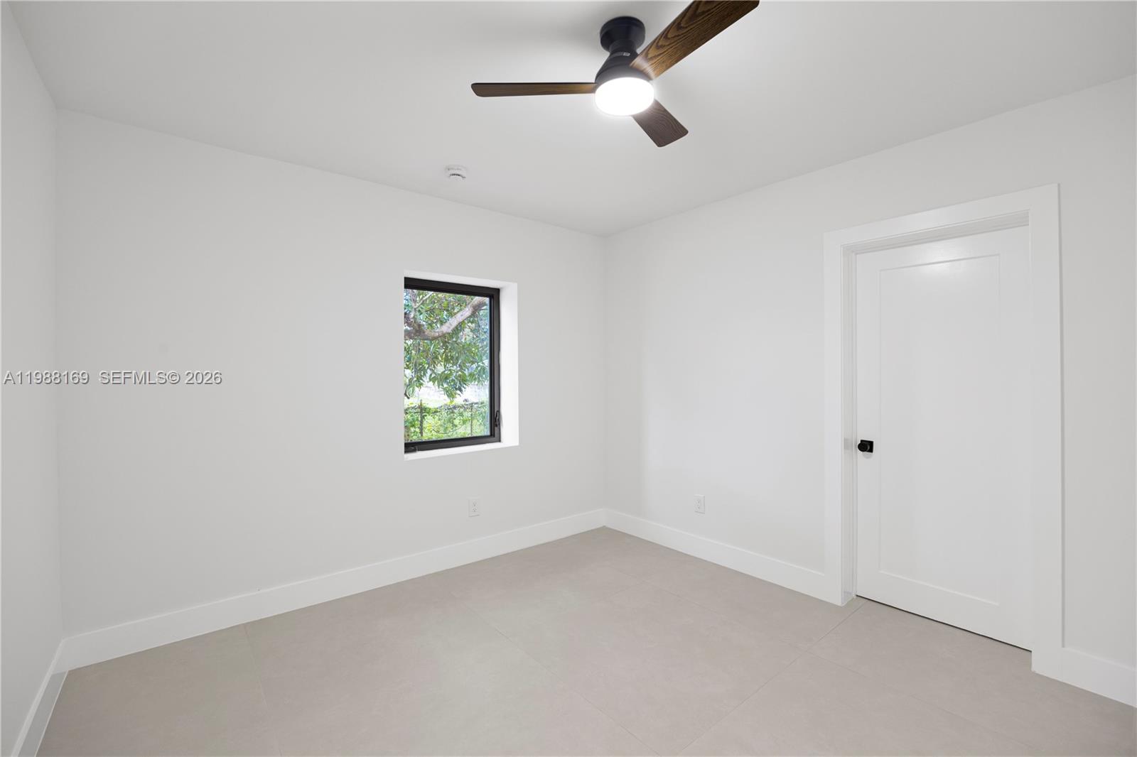   /  1601 кв.футов $ 2026-03-23 0 Фото